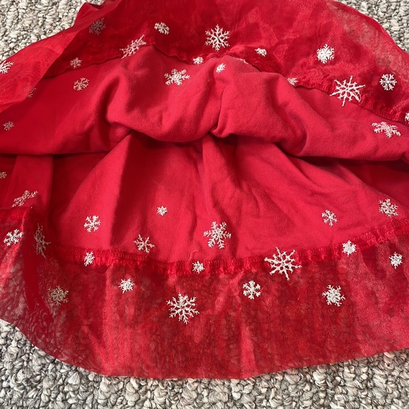 Old navy velvet like Christmas dress - Picture 5 of 7